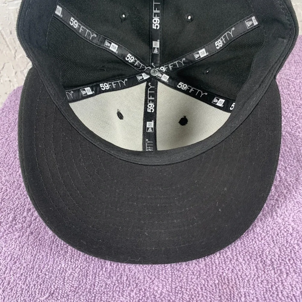 Chicago White Sox Hat Cap Fitted Mens 7 3/8 Black‎ White MLB Baseball Logo